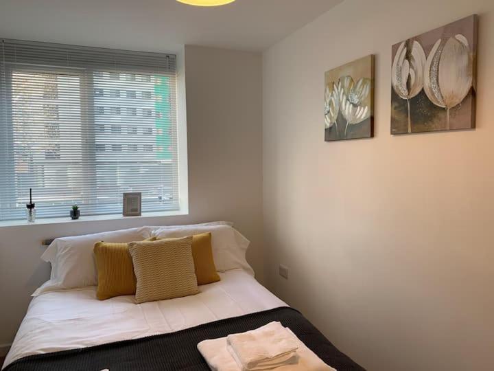 Modern City Centre Apartment Portsmouth Eksteriør bilde